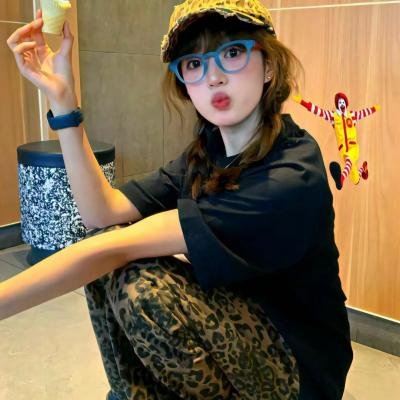 美国舞娘